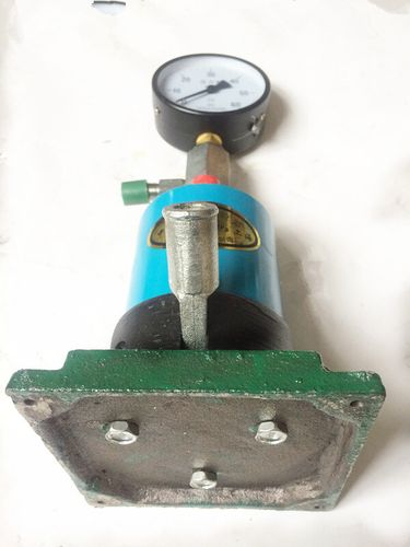 .用油嘴试验台工具(好校验器)  汽修 压力检测器 油嘴检测工具